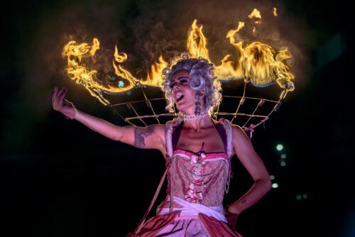 spectacles de feu et de cirque